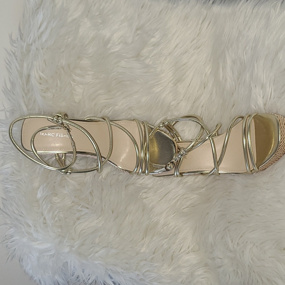 Sandals - Picture 4 of 5